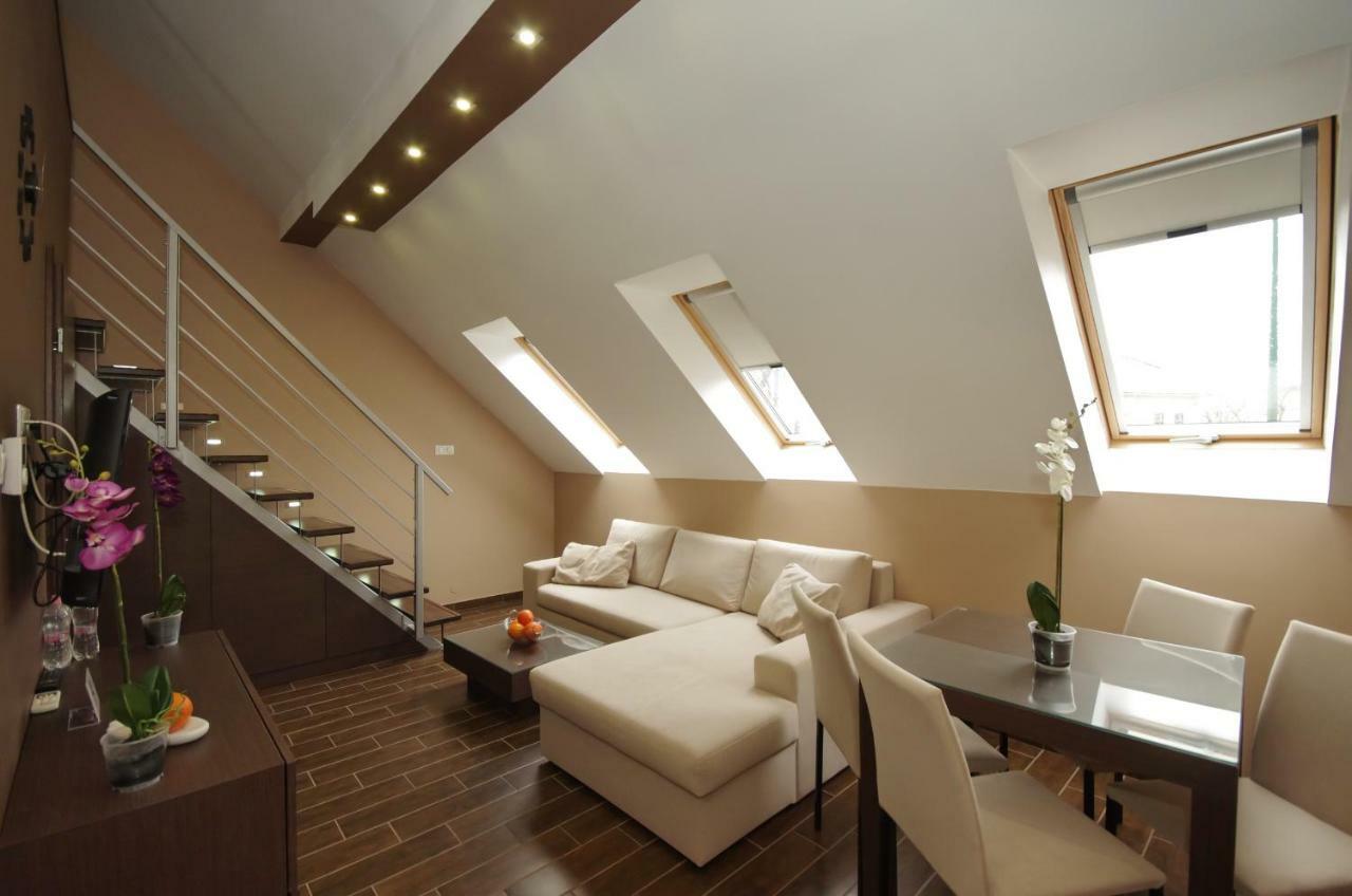 Royal Residence Apartments Gyula Esterno foto